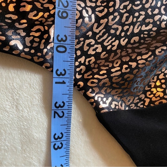 Metallic Leopard Print Top By Est 1946 Cato Sz 26/28 - Picture 8 of 9